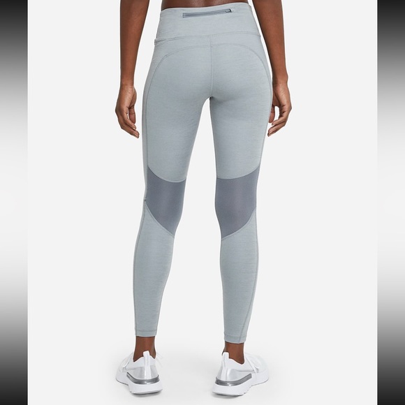 Women’s Nike Dri Fit 7/8 Leggings - Picture 8 of 8